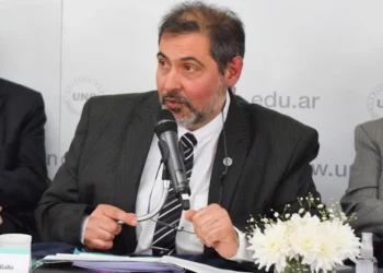 Un rector dice que con el actual presupuesto llegan a lo sumo a septiembre