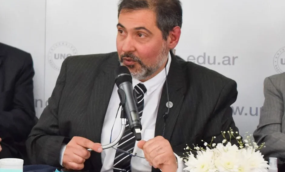 Un rector dice que con el actual presupuesto llegan a lo sumo a septiembre
