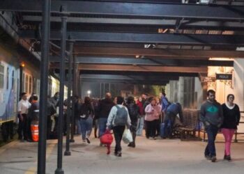 Protesta por la posible cancelación  del servicio de trenes a Buenos Aires