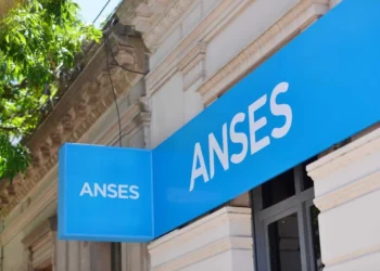 ANSES: quiénes pueden cobrar el bono extra en abril