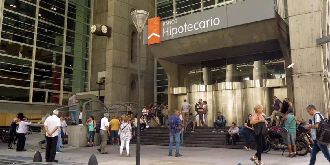 Retorna el crédito hipotecario a 30 años: por US$40 mil se pagarán $202.400 por mes