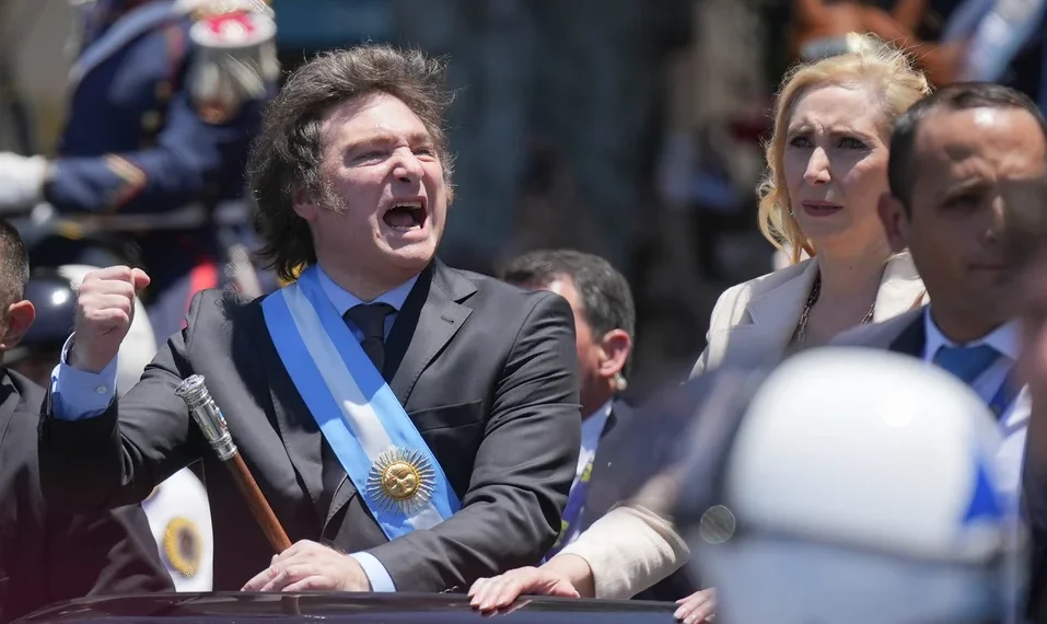 “Nos hubieran mandado a la cárcel”: Milei explicó que no aplicó la dolarización por temor a un juicio político