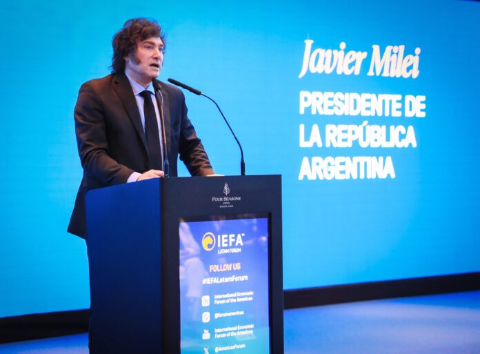 Milei reconoció que los salarios argentinos “son miserables”