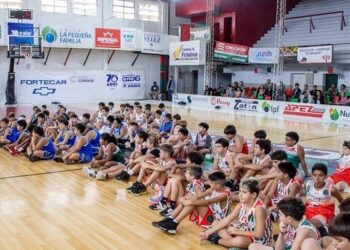 Comienza a disputarse el minibásquet