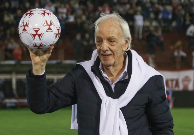 Menotti fue dado de alta después de estar 12 días internado por una anemia severa