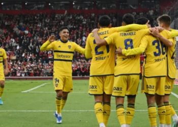 Boca recibe a Trinidense de Paraguay