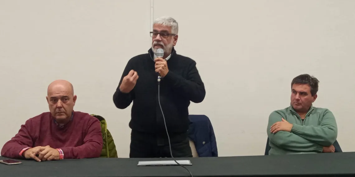 Feletti dejó un duro análisis sobre la economía  y realizó una fuerte autocrítica del gobierno anterior