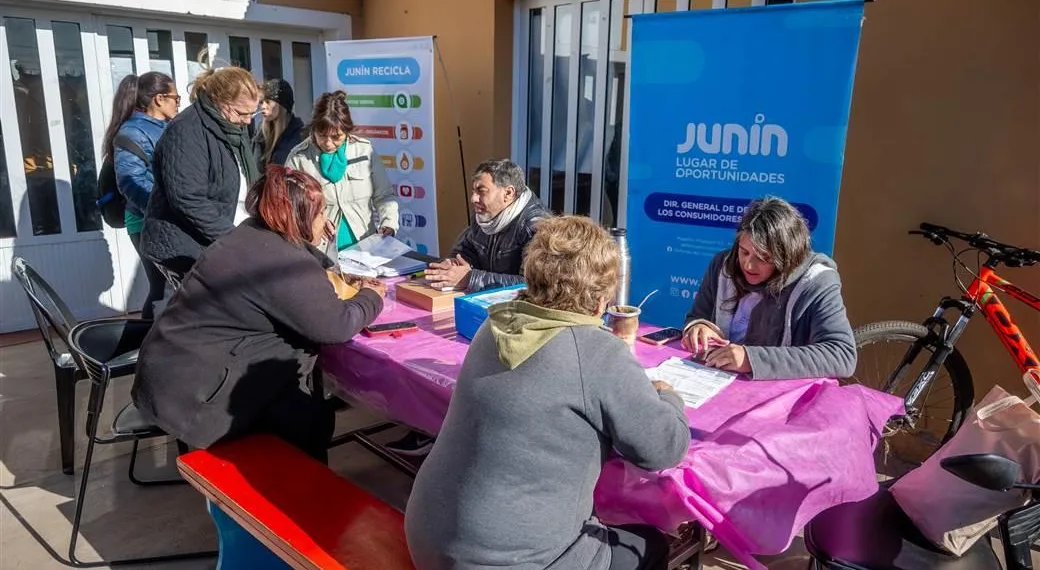 «La Muni en tu barrio» estuvo presente en barrio Resero Norte