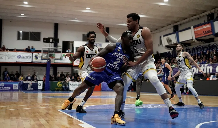 Argentino volvió a ganar y quedó a un paso de seguir en la Liga Nacional