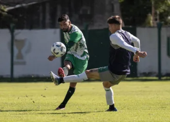 Sarmiento abre el torneo con Instituto en Junín