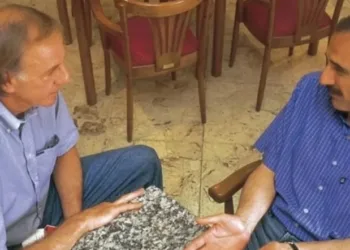 Cappa sobre Menotti: «No se murió. Esos personajes viven para siempre en su legado»