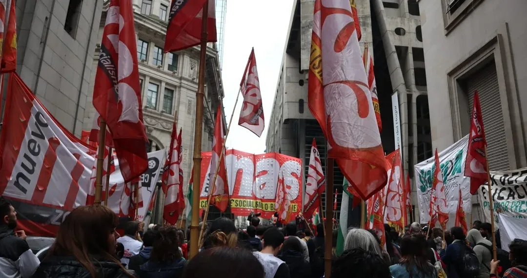 La izquierda protagonizó un acto unitario en Plaza de Mayo
