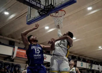 Argentino volvió a ganar y quedó a un paso de seguir en la Liga Nacional