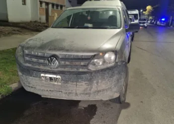 Abandonaron una camioneta con cuatro cadáveres electrocutados