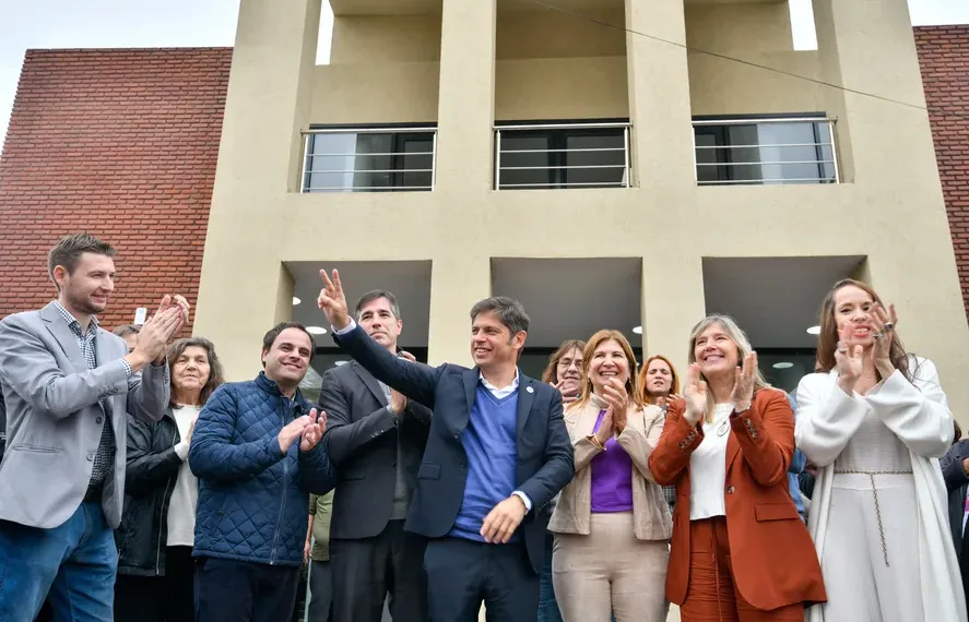 Kicillof inauguró una casa de la provincia de Buenos Aires en Los Toldos