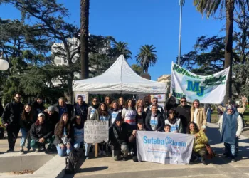 Dispar acatamiento al paro en Junín