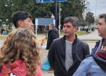 Cuestionan al gobierno de Darío Golía
