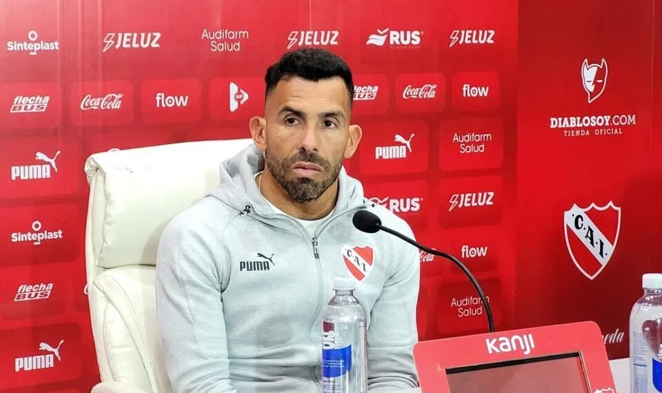 Tevez renunció como DT de Independiente