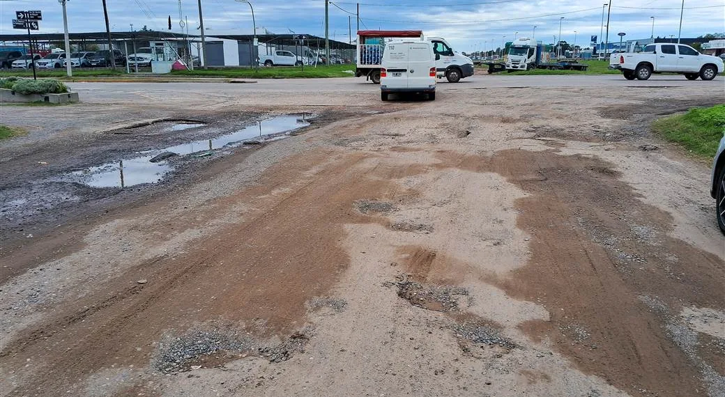Petrecca gestionó ante Corredores Viales la reparación de las colectoras de Ruta 7