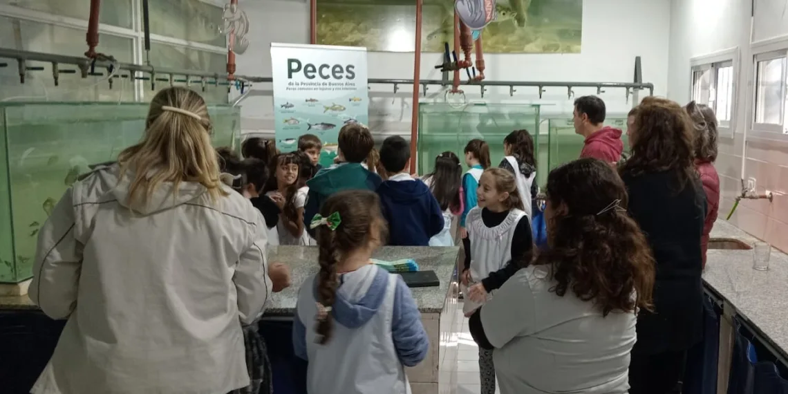 Más de 150 estudiantes ya participaron de las visitas educativas al Acuario Municipal del PNLG