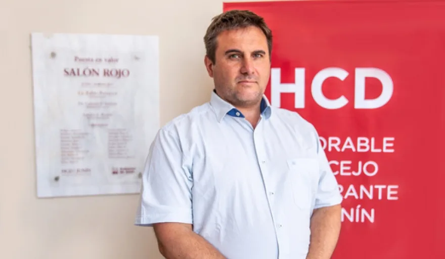 Bruzzone rechazó que Unión por la Patria haga «oposición cerrada»