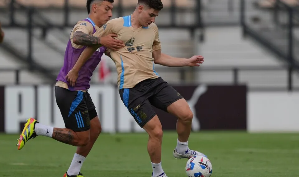 Argentina inicia la defensa del título de la Copa América ante Canadá
