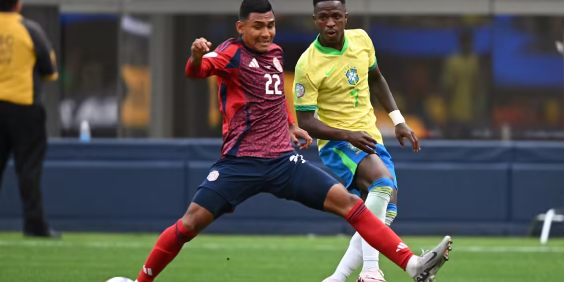 Alfaro lo hizo: Brasil debutó con un 0-0 contra Costa Rica