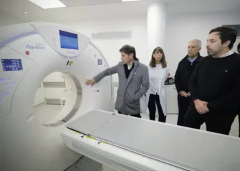 Kicillof reclamó a la Legislatura aprobar los proyectos de salud