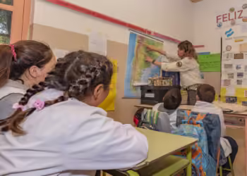 Provincia informó que habrá clases,  pero dará un compensatorio a auxiliares