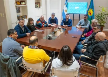 Petrecca-CGT: con la mira en la obra pública y el desempleo