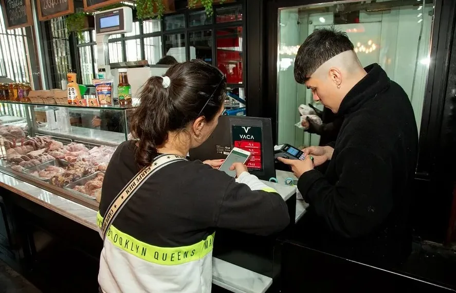 Los almacenes de barrio, a punto de bajar las persianas por la crisis