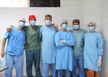 Primera cirugía de reconstrucción de ligamentos cruzados en el HIGA
