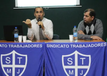 Charla sobre cibercrimen organizada por el Sindicato municipal