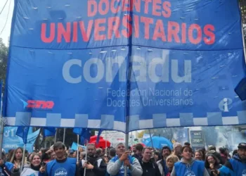 Paro de 48 horas en universidades de todo el país en reclamo de presupuesto y salarios dignos