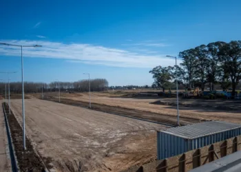 ZAL: avanzan las obras del estacionamiento de camiones