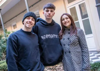 Nueva exposición de diseño e intervención de indumentaria