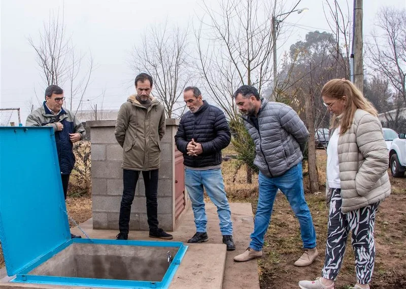Finalizó la obra de agua corriente en el barrio Resero Norte