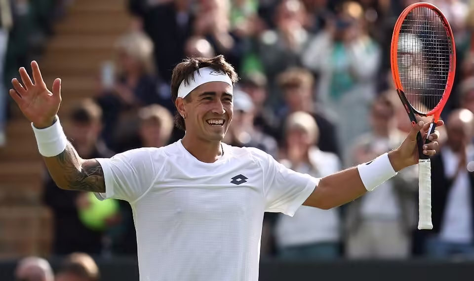 Comesaña eliminó al 6 del mundo en Wimbledon