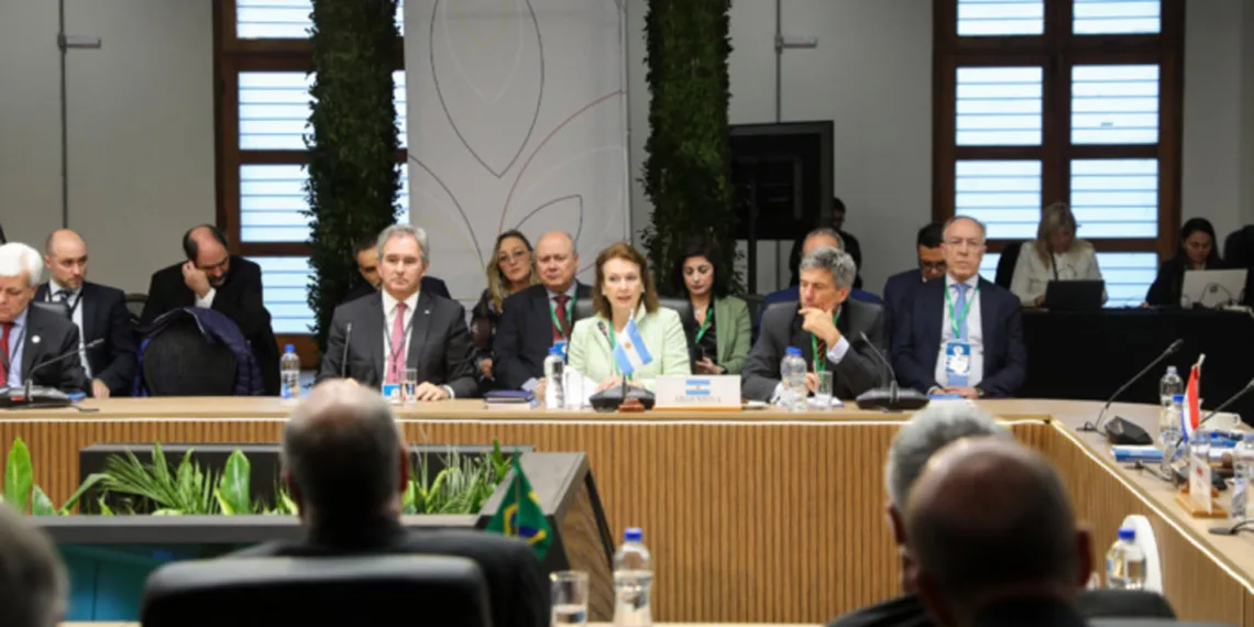 Mondino dijo que el Mercosur necesita un “shock de adrenalina” y un “aggiornamiento”