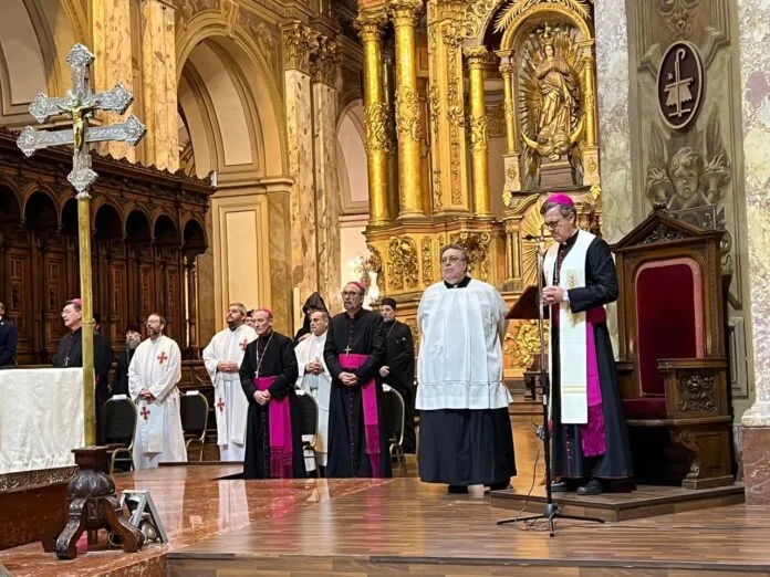 La Iglesia llamó a la unidad y reclamó por la “falta de termómetro social”