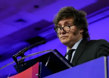 El Gobierno confirmó que el impuesto PAIS vence a fin de año