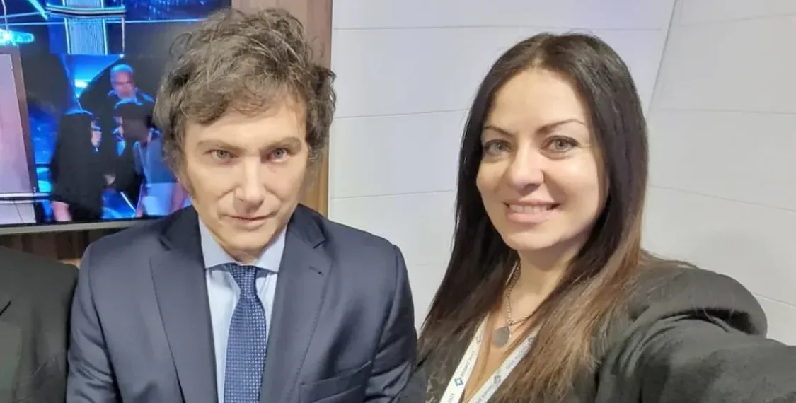Pettovello reapareció en un acto de Milei y elogió la tarea de los docentes