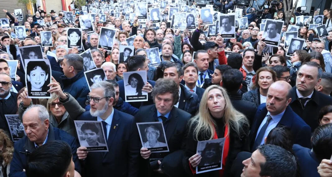 Fuerte reclamo de justicia a 30 años del atentado contra la AMIA