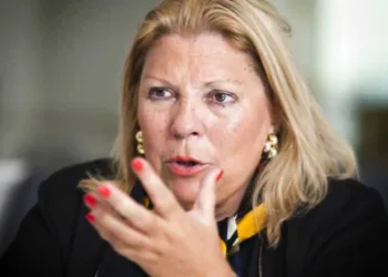 Carrió: “Basta de mentiras, si quieren desarrollo tienen que eliminar las retenciones”