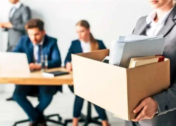 En casi 7 de cada 10 empresas hubo despidos en el primer semestre