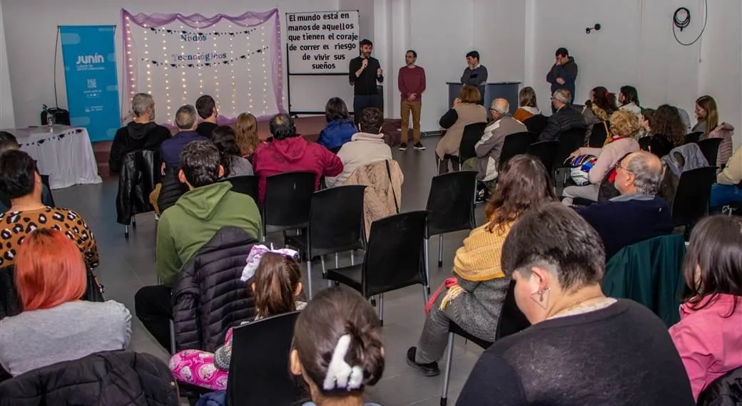 Más vecinos se capacitan en los cursos que se brindan en los Nodos Tecnológicos