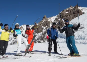Vacaciones de invierno con bolsillos fríos: cayó la cantidad de turistas y el gasto