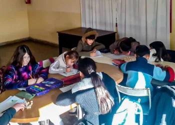 Destacan el servicio de apoyo escolar para los estudiantes