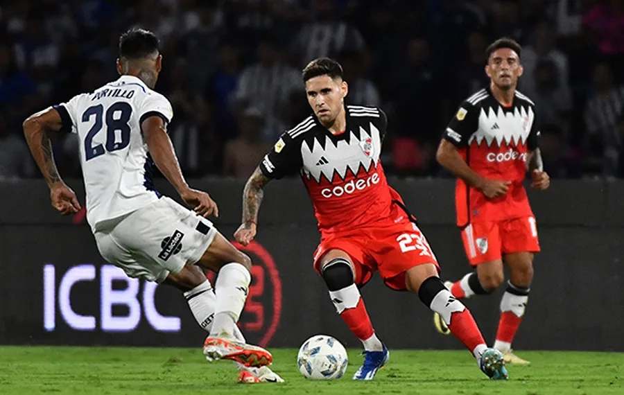 Copa Libertadores: River visita a Talleres en un cruce de candidatos