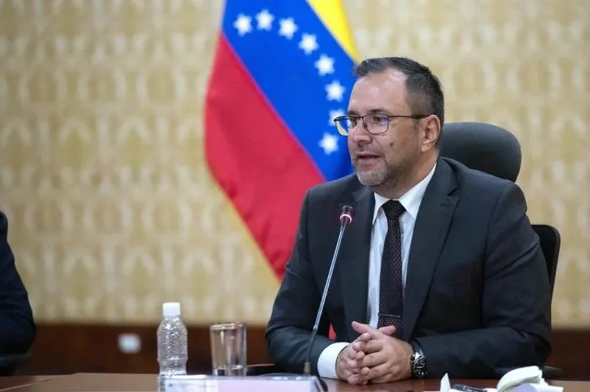 Venezuela rompió relaciones diplomáticas con Perú y tensó el diálogo con los Estados Unidos